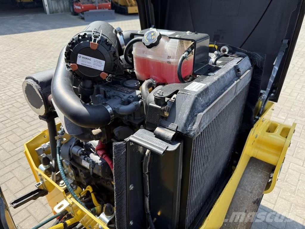 Bomag BW 120 AD-5 Rulli a doppio tamburo