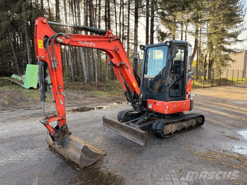 Kubota U36-4 - 3.9T - *FULL HYDR - *HYDR QUICKHITCH - *50 Minigraafmachines < 7t