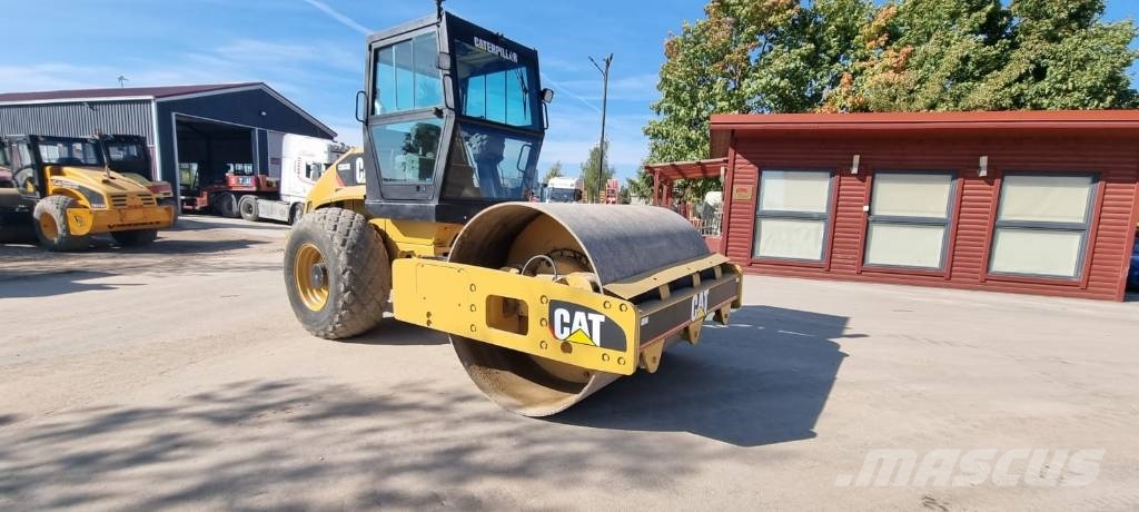 CAT CS 533 Ühe trumliga rullid