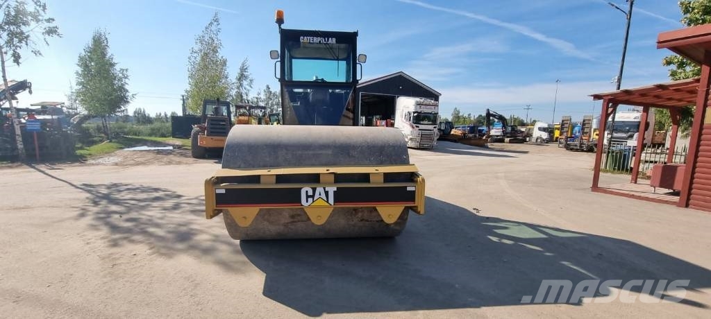 CAT CS 533 Ühe trumliga rullid