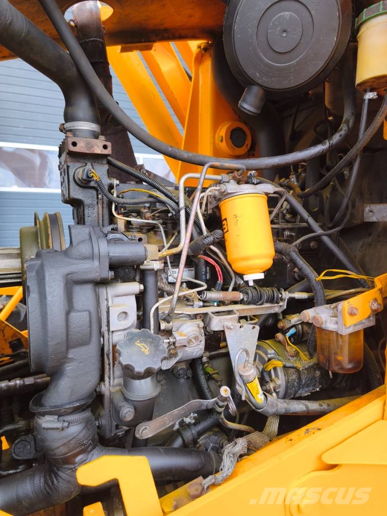 JCB 3 CX Ekskavaatorlaadurid