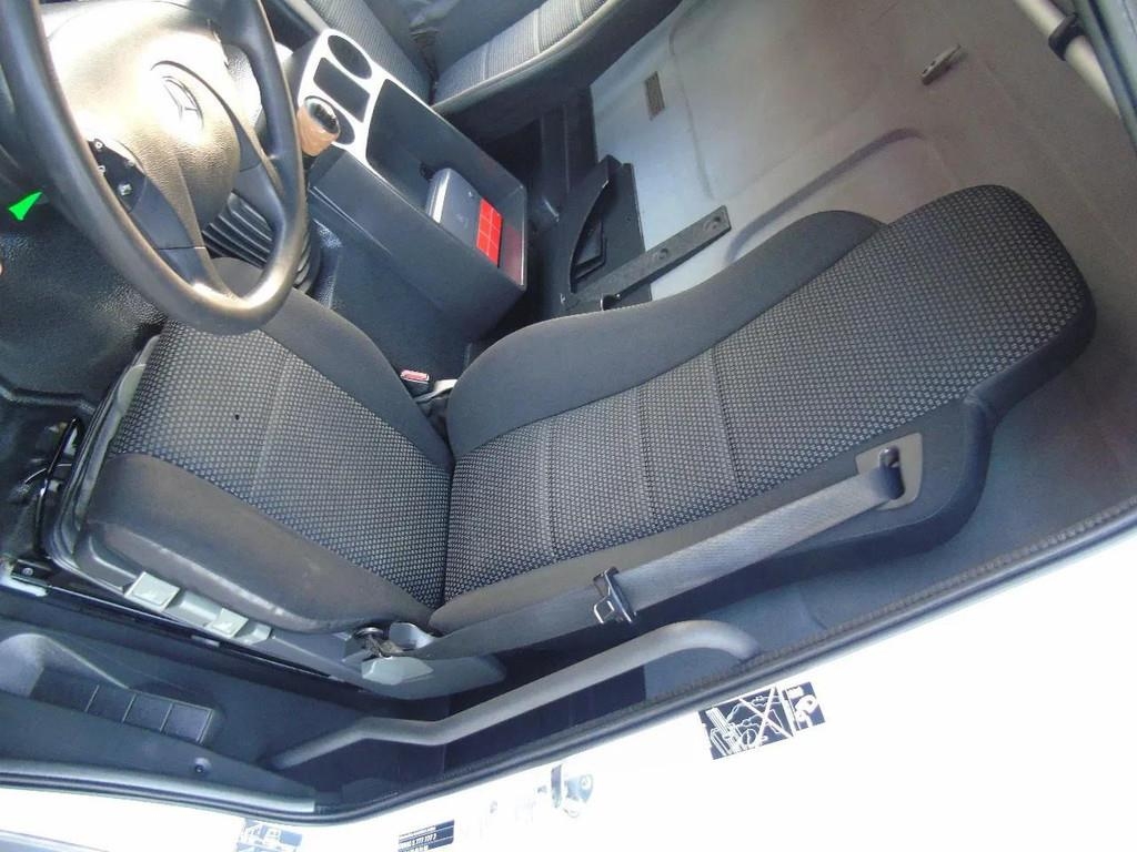 Mercedes-Benz Axor 1829 + euro 5 + lift + manual Pressukapelli kuorma-autot
