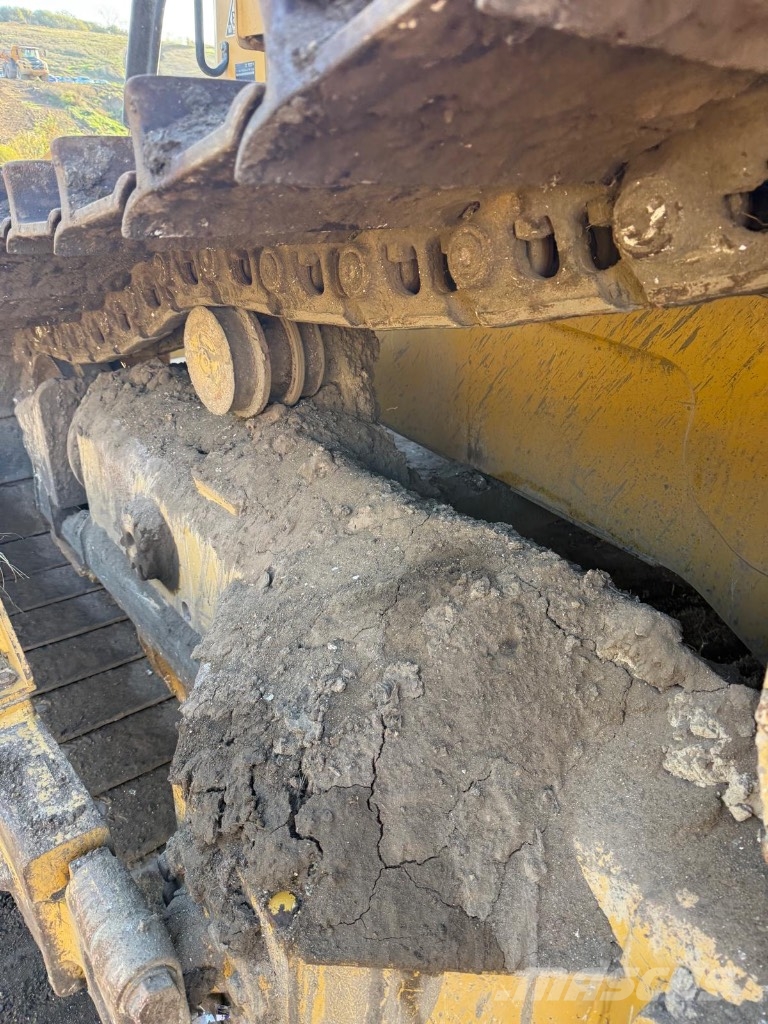 CAT D 6 T LGP Buldooserid