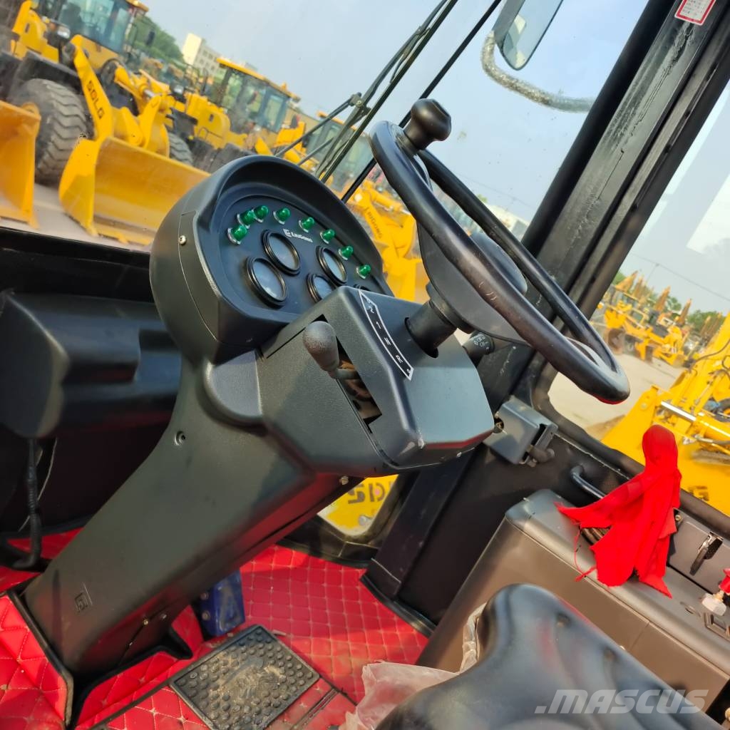 LiuGong 836 with Powerful Engine in Stock on Sale Utovarivači na kotačima