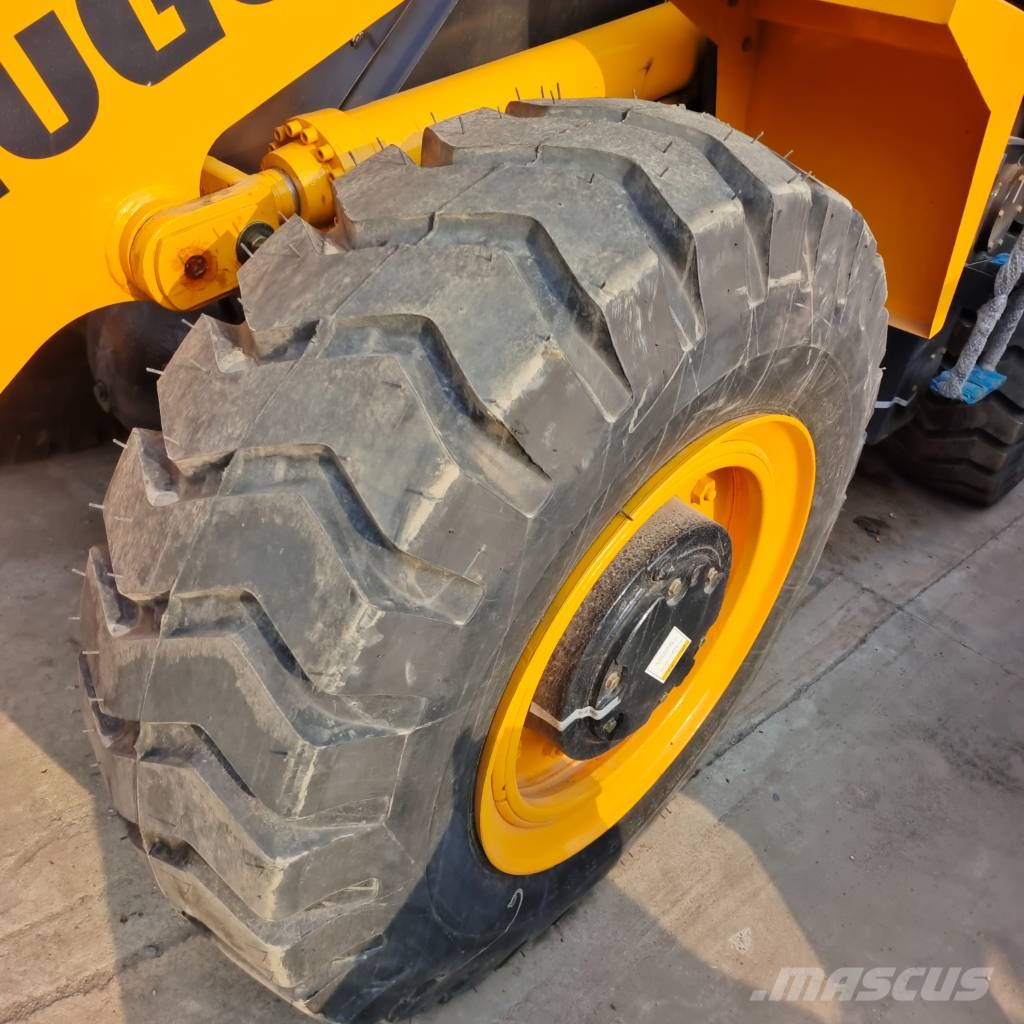 LiuGong 836 with Powerful Engine in Stock on Sale Utovarivači na kotačima
