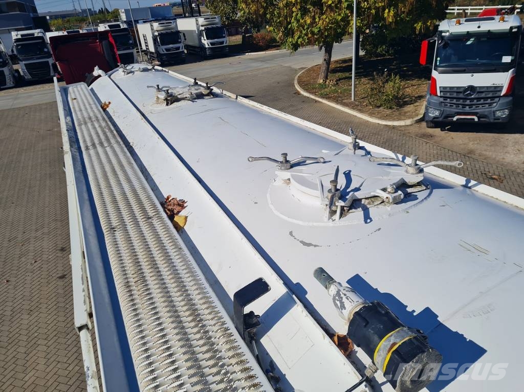 Spitzer 37 m3 Polprikolice cisterne