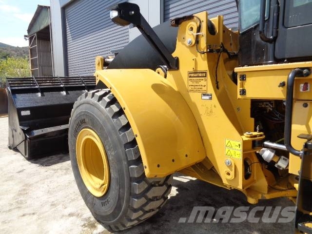 CAT 950M HL Kolové nakladače