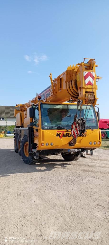 Liebherr LTM 1055 Macara teren accidentat