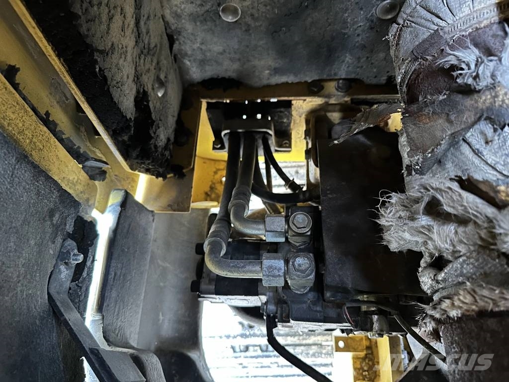 Komatsu PC56-7 حفارات صغيرة أقل من 7 طن (حفارات صغيرة)
