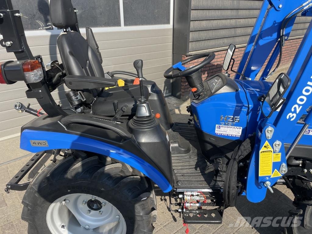 Solis 26 HST minitractor met voorlader / frontlader NIEU Traktoren