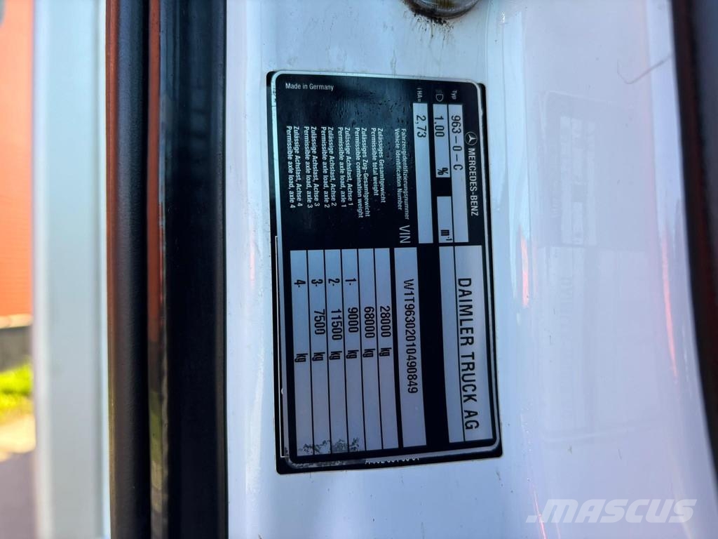 Mercedes-Benz Actros 2846 6x2*4 BOX L=8533 mm 貨箱式卡車
