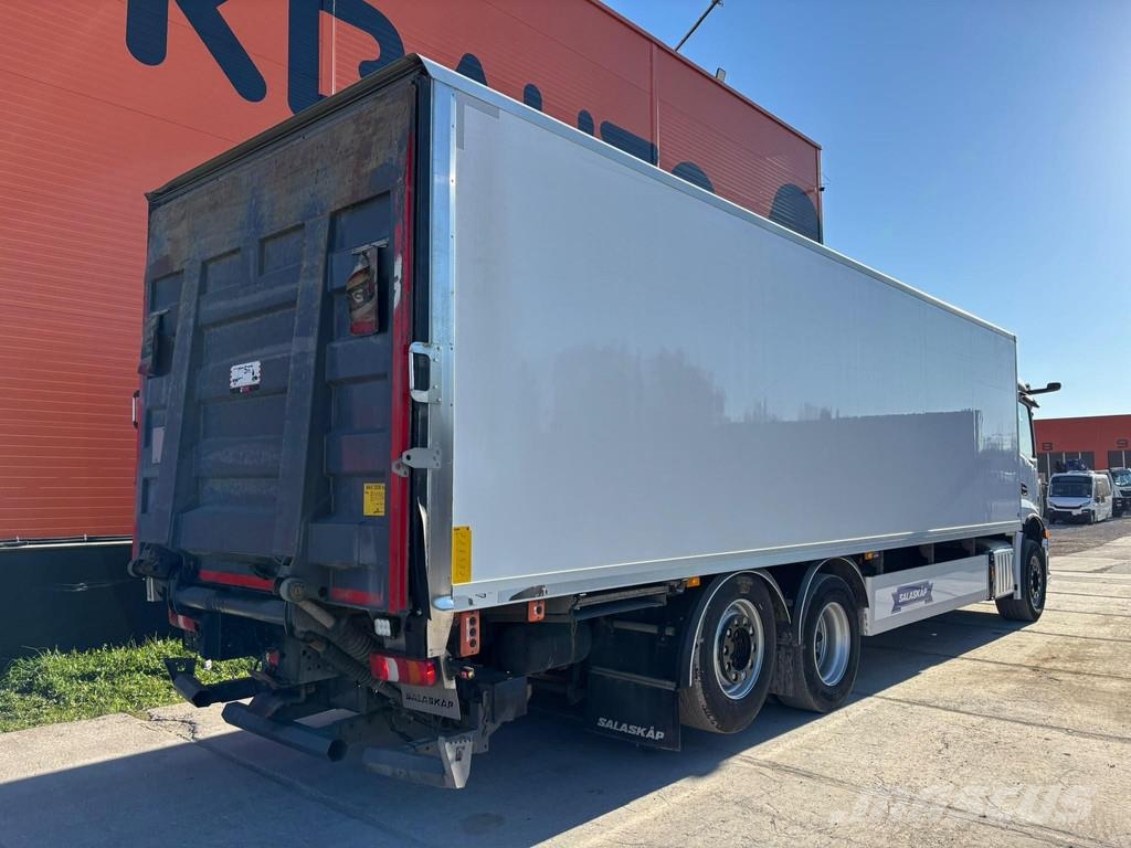 Mercedes-Benz Actros 2846 6x2*4 BOX L=8533 mm 貨箱式卡車