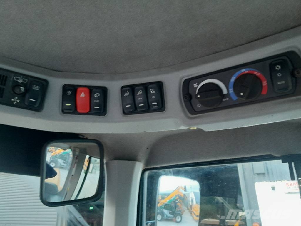 CAT 930 M Pale gommate