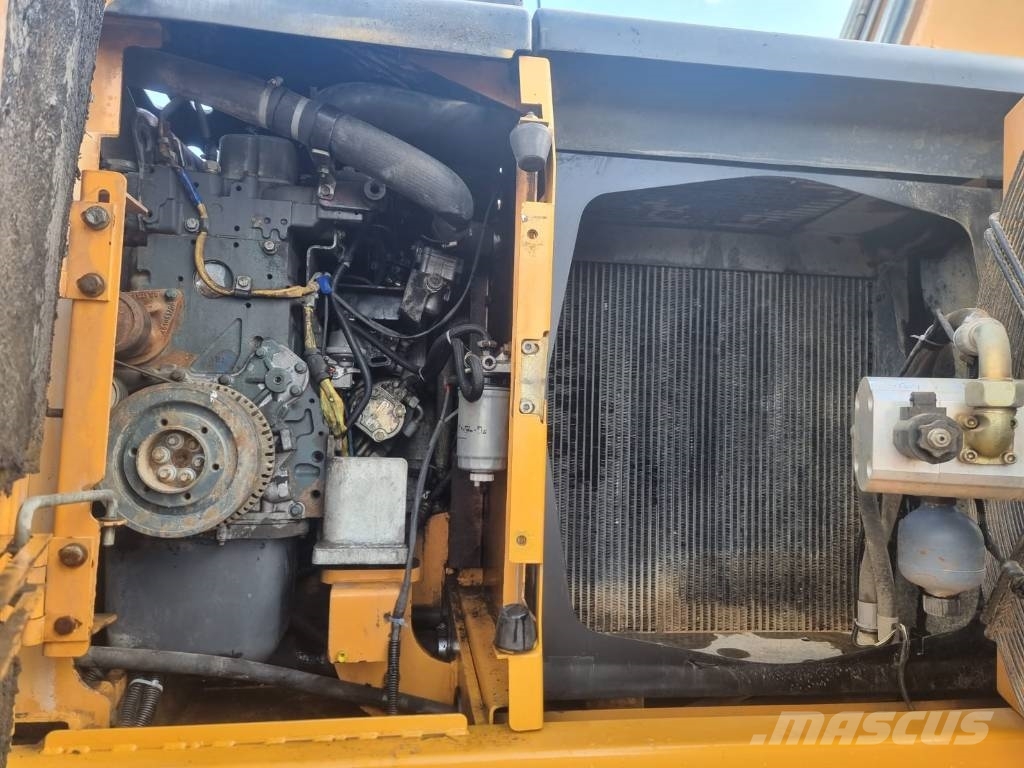 CASE WX 145 Bageri točkaši