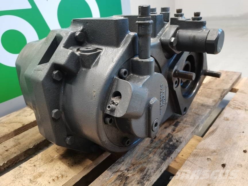 CLAAS Lexion .... Montana gearbox Transmissie