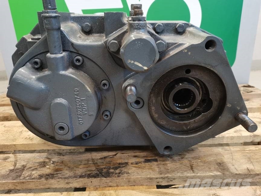 CLAAS Lexion .... Montana gearbox Transmissie