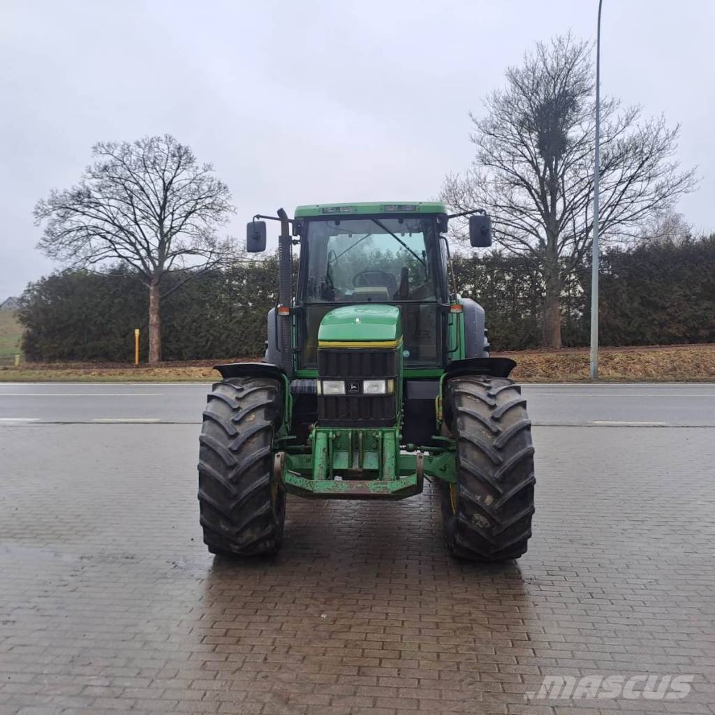 John Deere 6900 Traktori