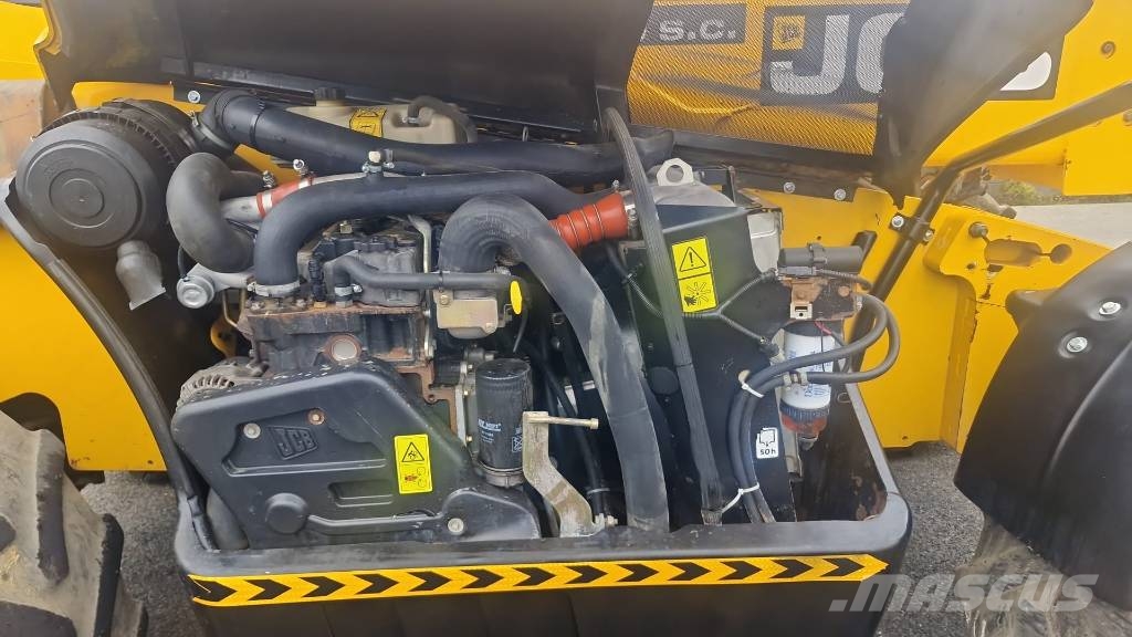 JCB 535-95 Agri Kurottajat