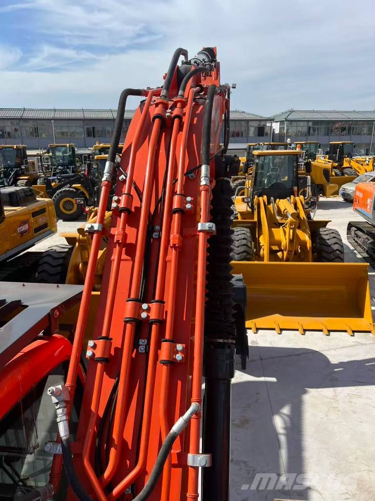 Doosan DX 225 LCA Excavadoras sobre orugas