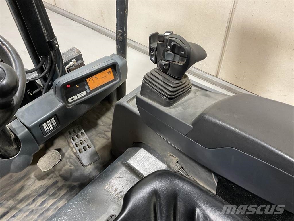 Jungheinrich EFG 218 SP 300ZZ Electric forklifts