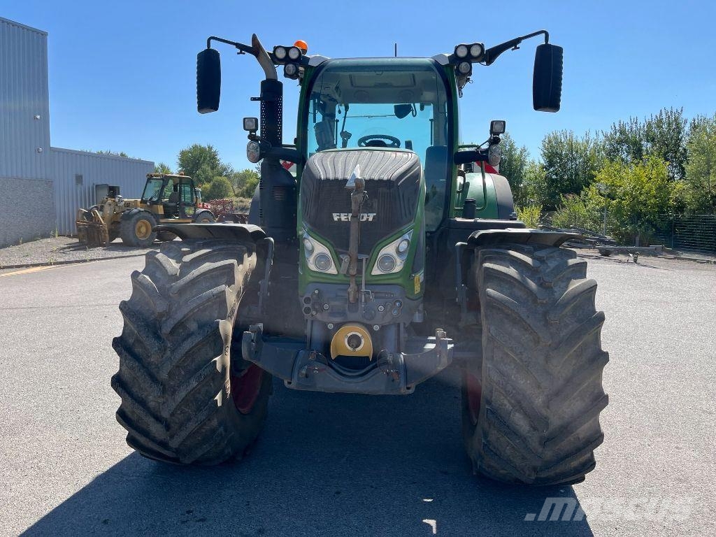 Fendt 724 VARIO PROFI + Трактори