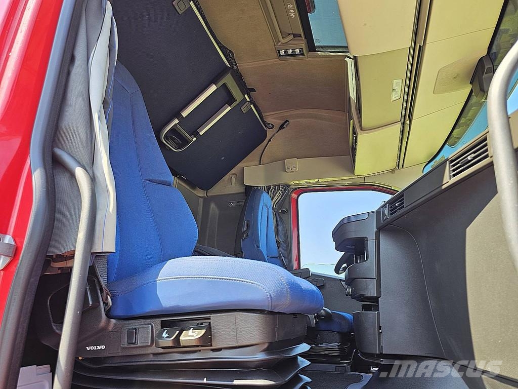 Volvo FH 500 Globetrotter Tractor Units