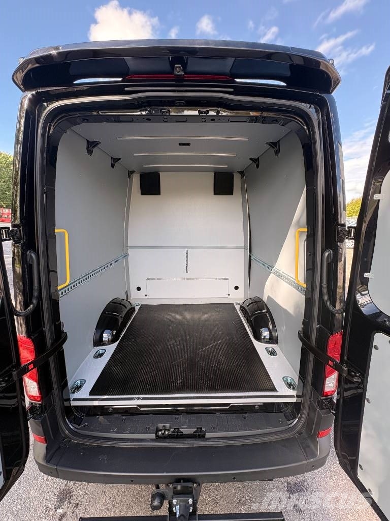 MAN TGE 4.180 廂式貨物運輸車