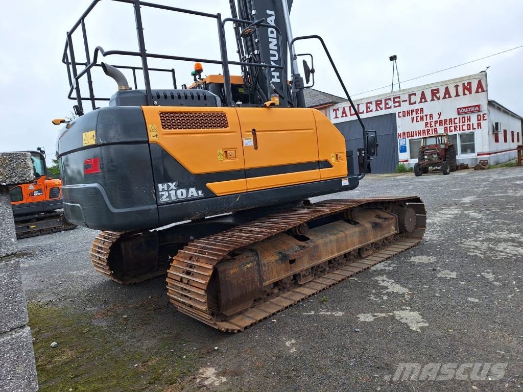 Hyundai HX210A L Верижен екскаватор
