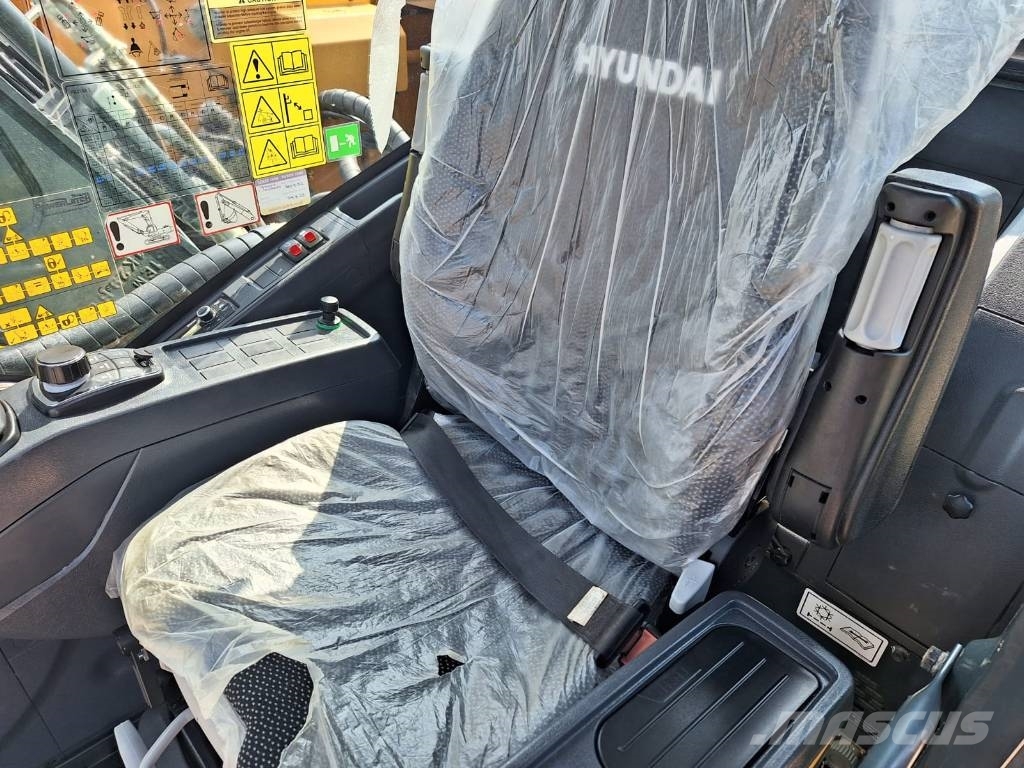 Hyundai HX210A L Верижен екскаватор