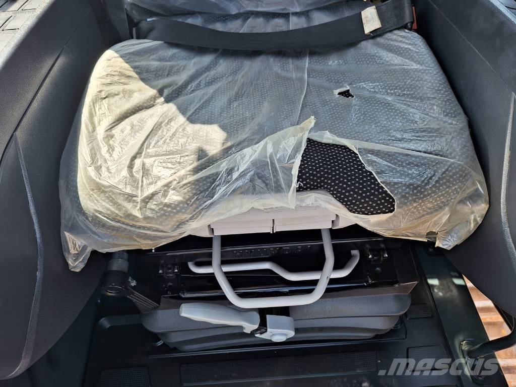 Hyundai HX210A L Верижен екскаватор