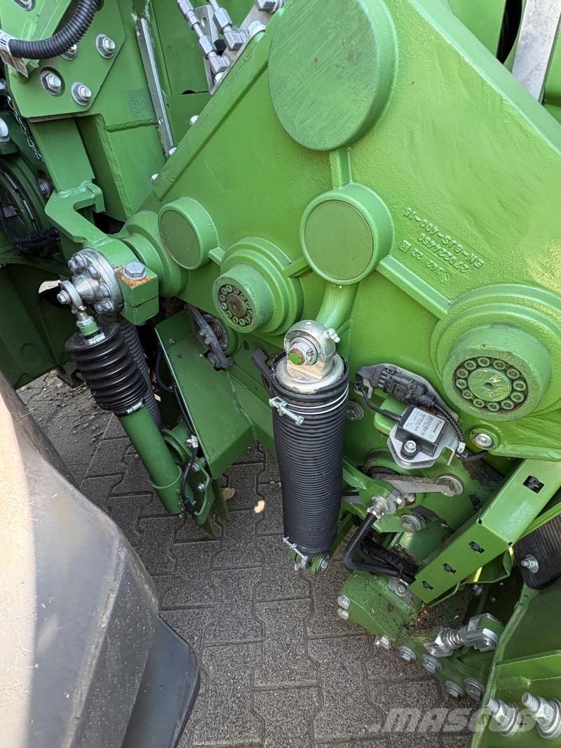 Krone BiG X 630 *Aktionspreis*Nur 258 Trommelstunden* Zāles smalcinātāji