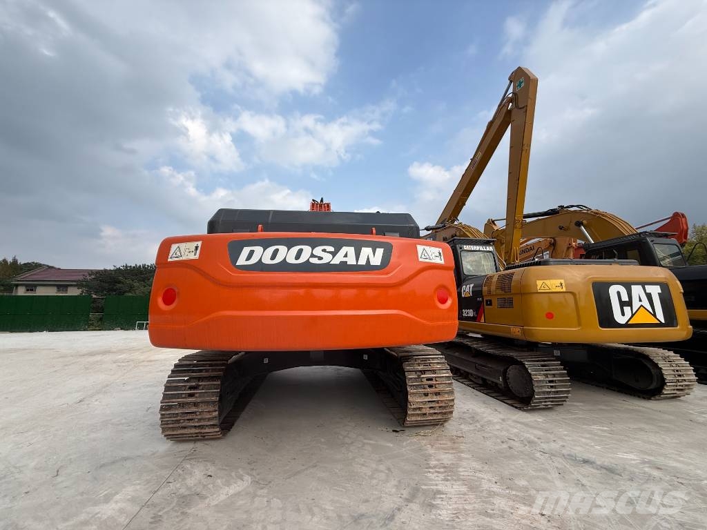 Doosan DX 340 LCA Raupenbagger