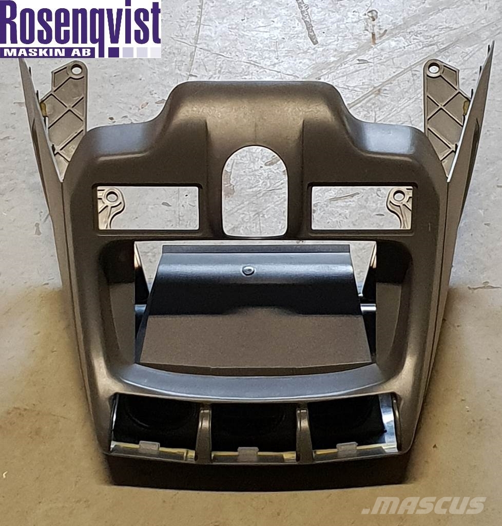 Deutz-Fahr Agrotron panel 04413839, 04413839.4, 0441 3839 Кабины