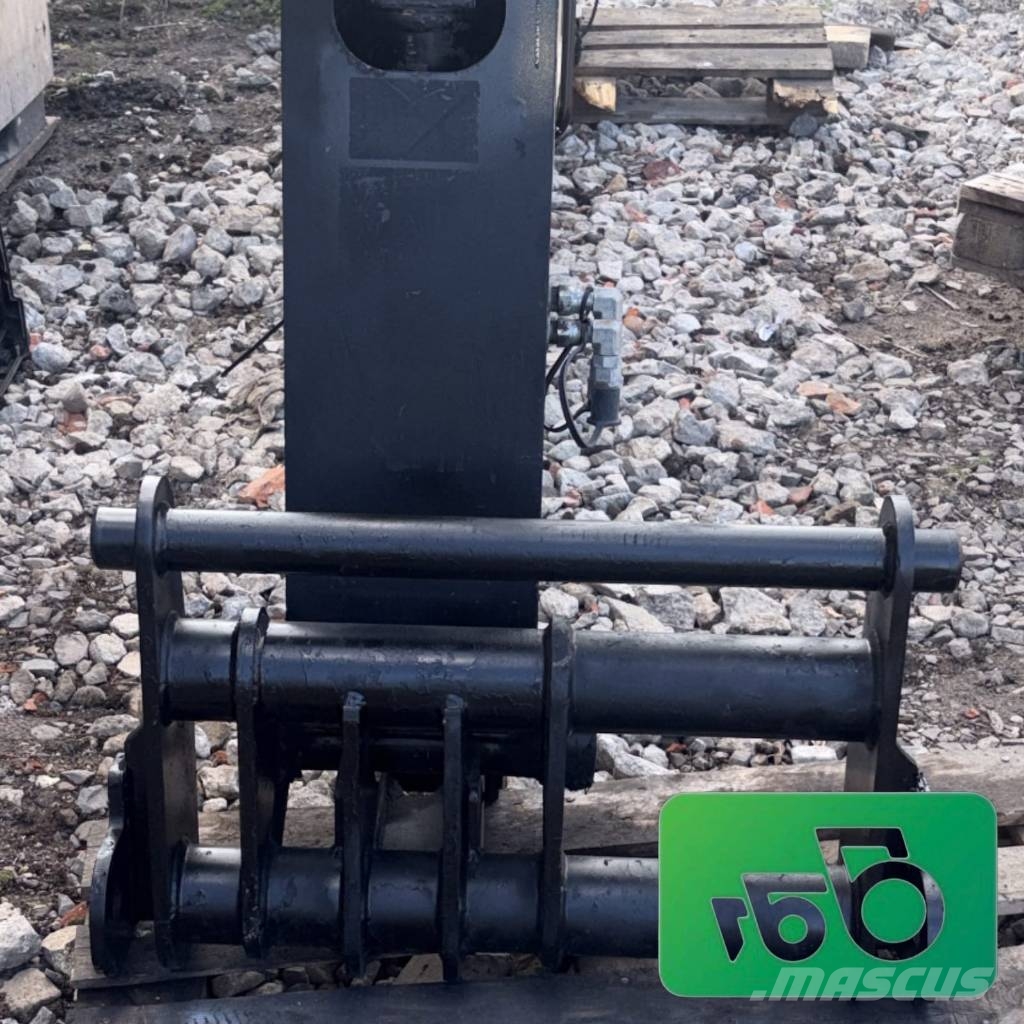 JLG 2505 H Complete arm, mast, and boom assembly الشاسيه والتعليق