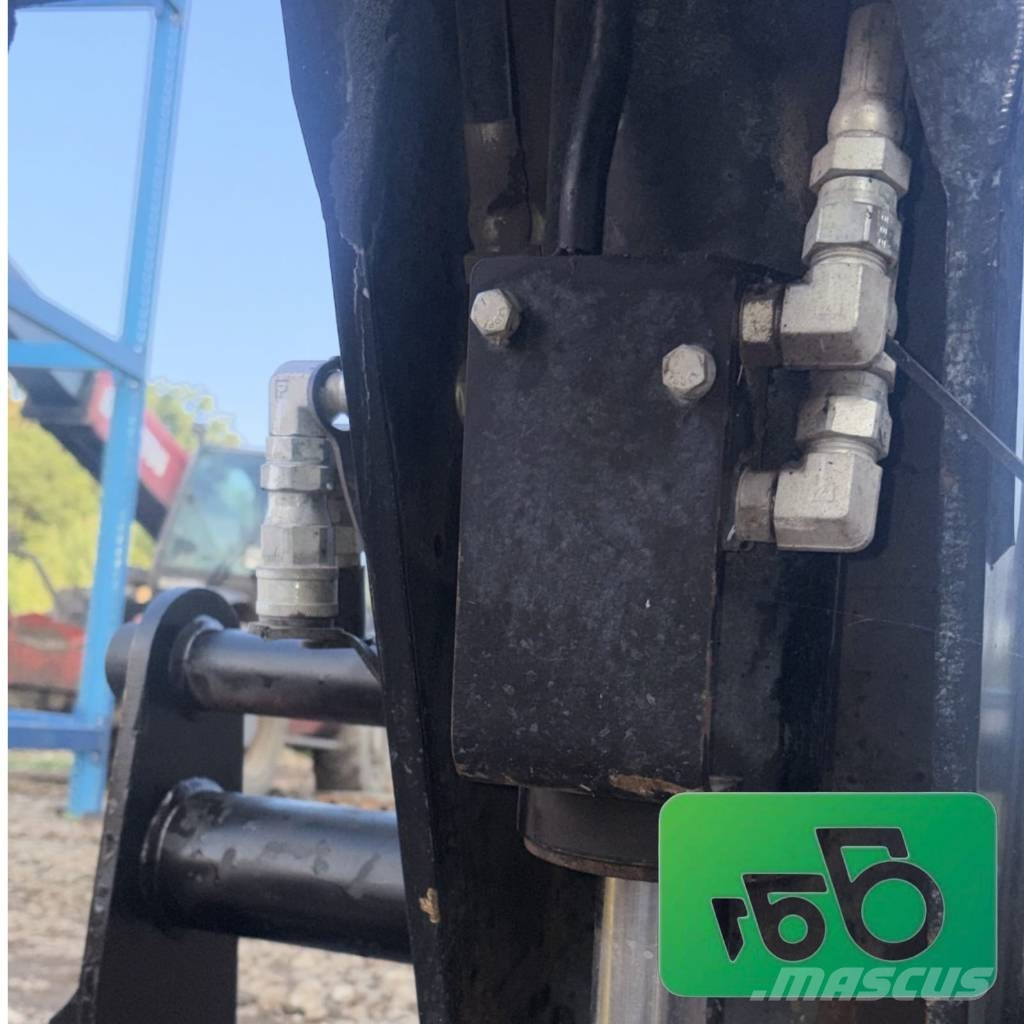 JLG 2505 H Complete arm, mast, and boom assembly الشاسيه والتعليق