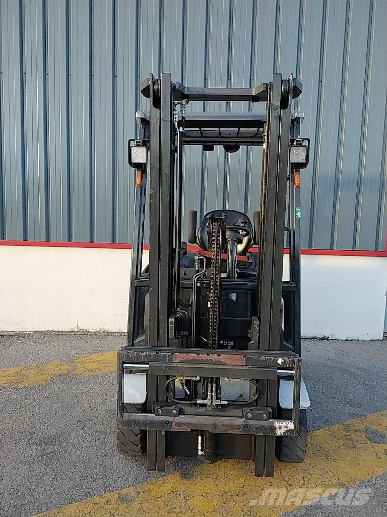 UniCarriers TX3-15C Elektriniai šakiniai krautuvai
