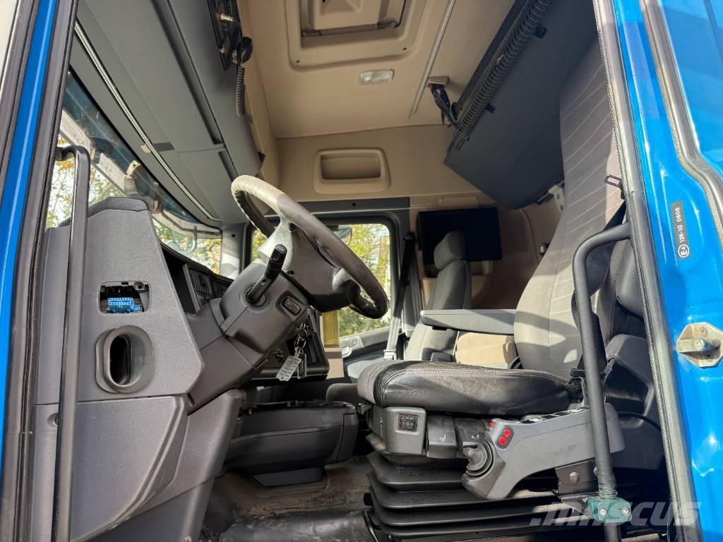 Scania R560 8x2/4 Kroghejs
