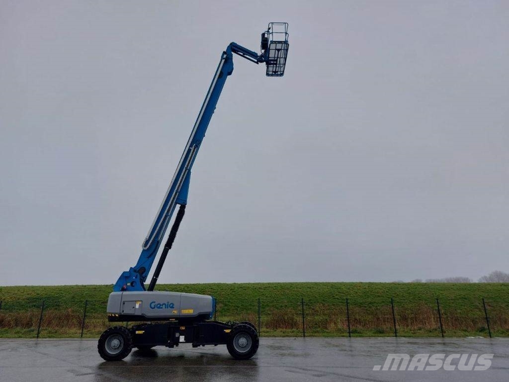 Genie SX-105 XC Telescopic boom lifts
