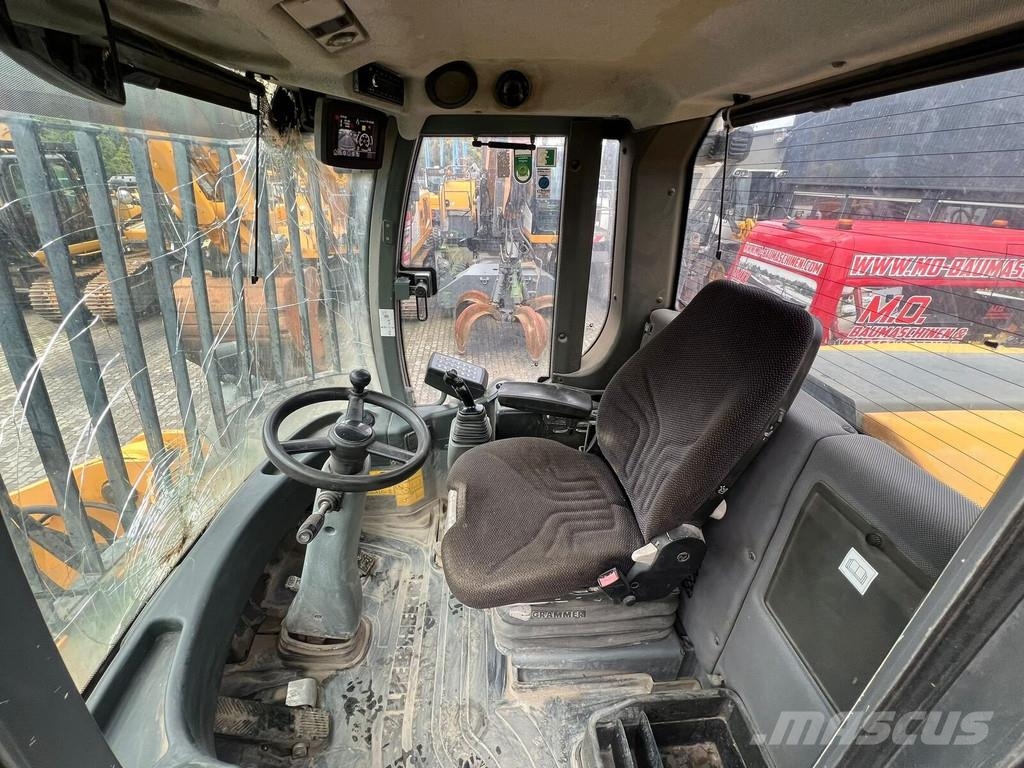 Liebherr L550 Pale gommate
