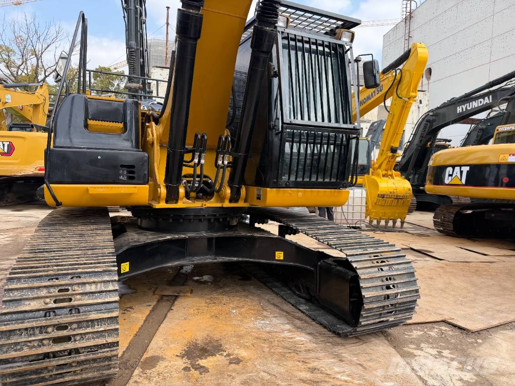 CAT 325D2L 3000 units excavators in stock Bagri goseničarji