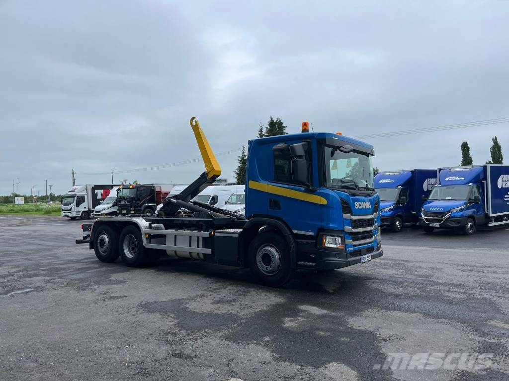 Scania P360 Camiones elevadores de gancho