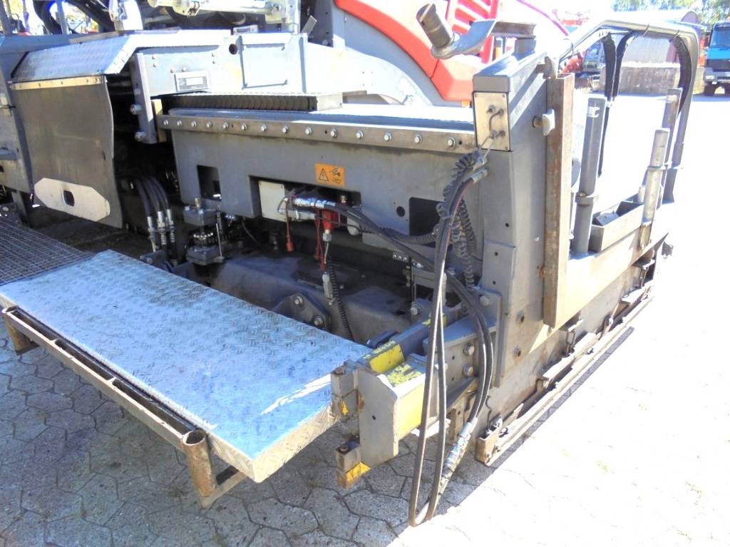 Vögele Super 1800-3 i Асфальтовкладачі