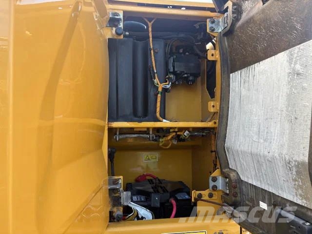 CAT M314 Next Gen Pelle sur pneus