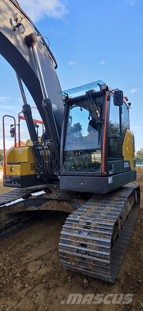 Volvo ECR235EL Pelle sur chenilles