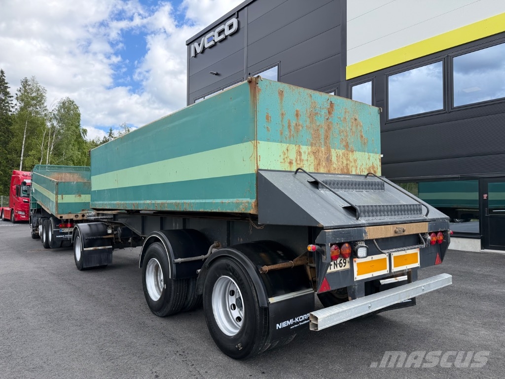Scania R480 8x2 + PV 덤프 트럭