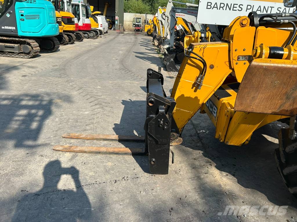 JCB 535-125 Hiviz Teleskoplastere