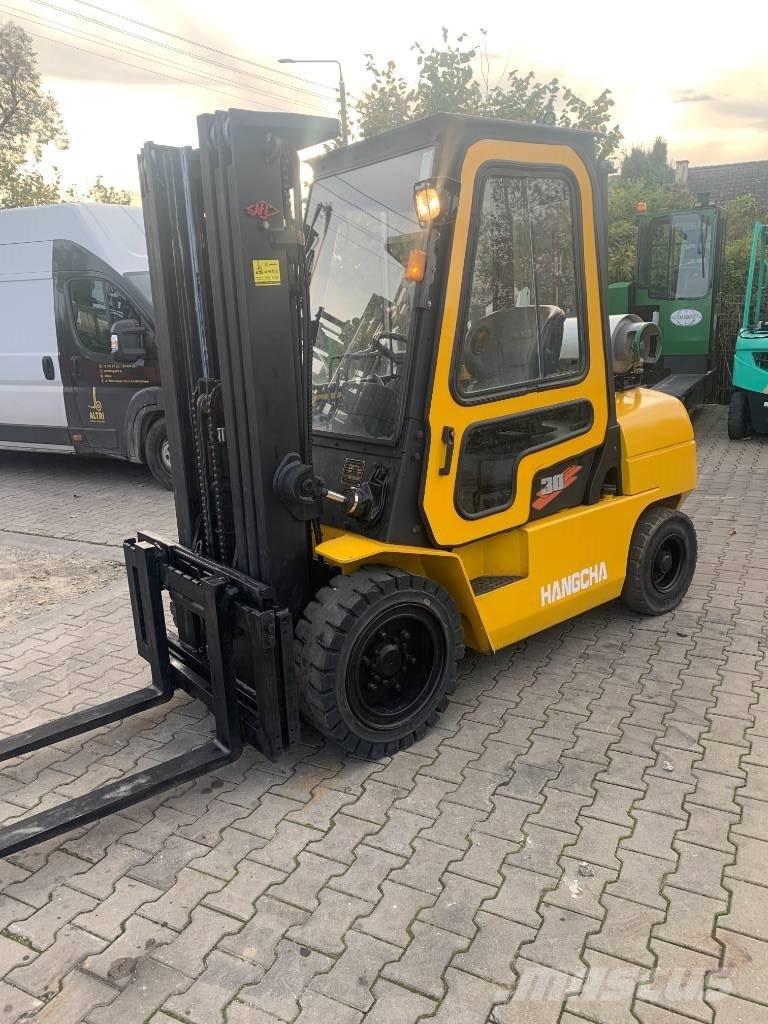 Hangcha CPQD 30 N LPG forklifts
