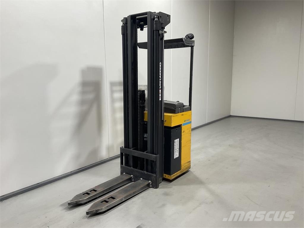 Atlet A/200SDTFVSN630 Stand-in stackers