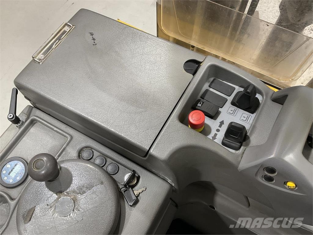 Atlet A/200SDTFVSN630 Stand-in stackers