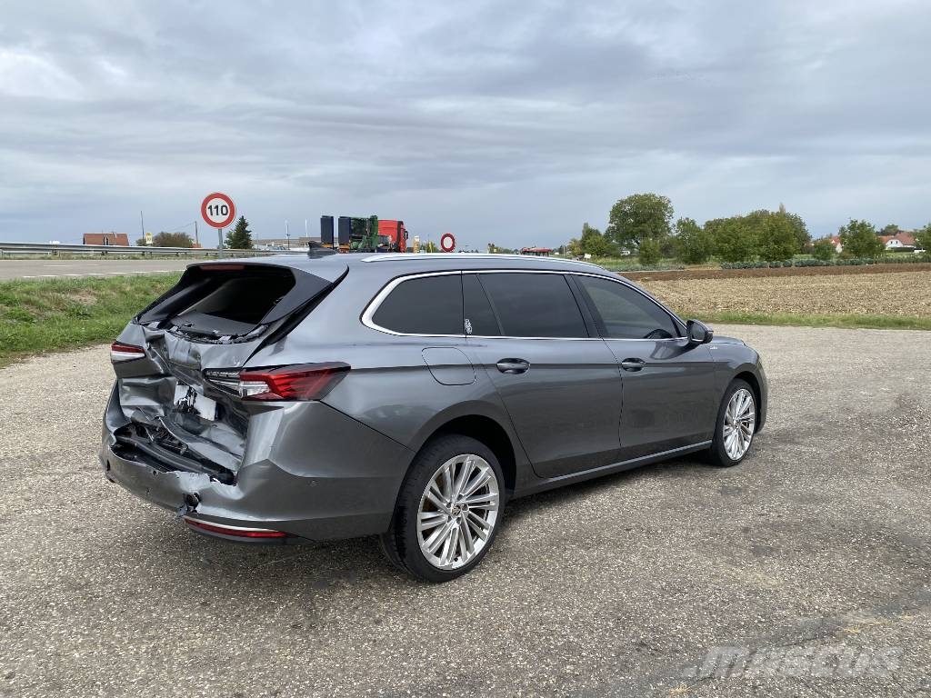 Skoda SUPERB Combi 2.0TDI 150 Dsg7 Laurin&Klement Carros Ligeiros